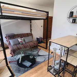 https://chic-moderne-au-coeur-de-la-vie-embrunaise.fr-provencehotel.com
